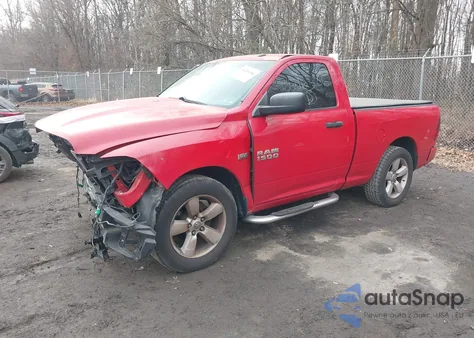 2013 Ram 1500 Express z USA, uszkodzony, nr VIN 3C6JR6AT3DG512396